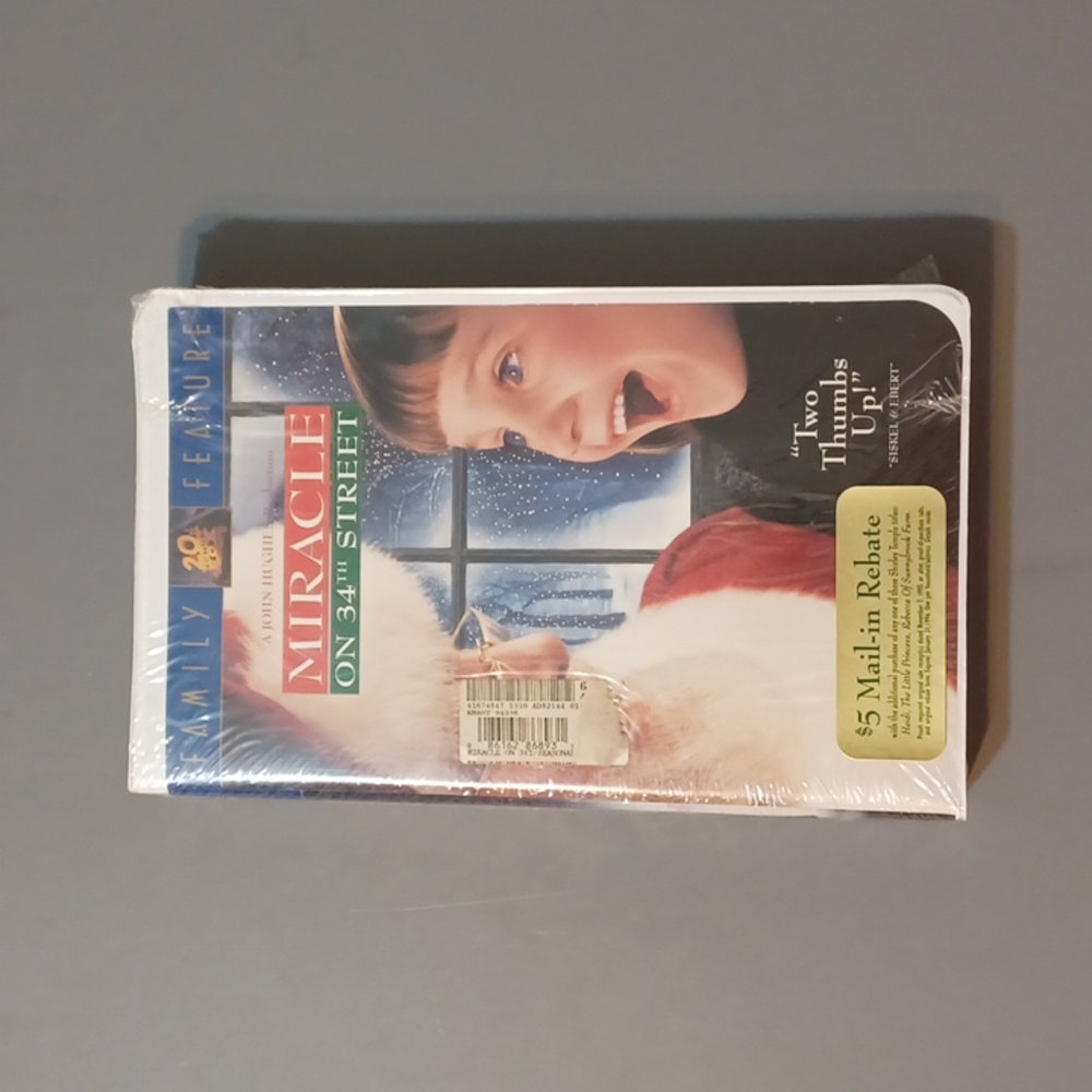 Miracle on 34th Street VHS Tape Sealed New Condition